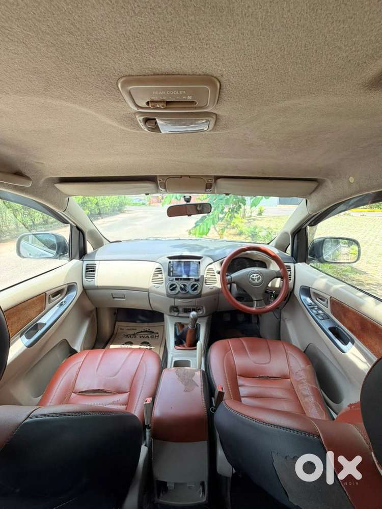Toyota Innova 2.5 G (diesel) 8 Seater, 2006, Diesel