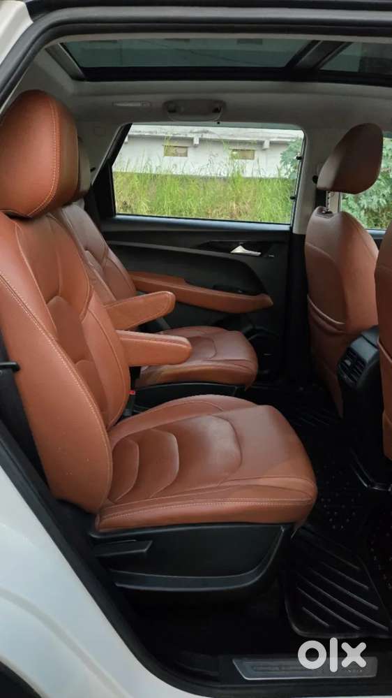 Mg Hector Plus 1.5 Sharp Turbo Cvt 6 Str, 2021, Petrol