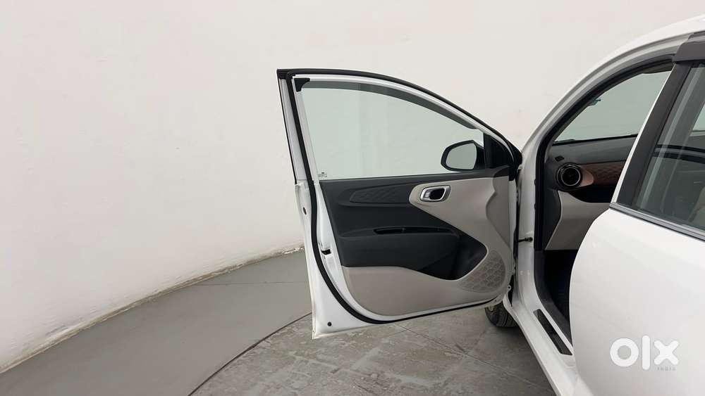 Hyundai Aura 1.2 Sx Cng, 2023, Cng & Hybrids