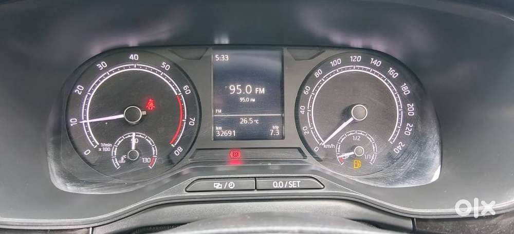 Skoda Kushaq 1.0 Tsi Style, 2022, Petrol