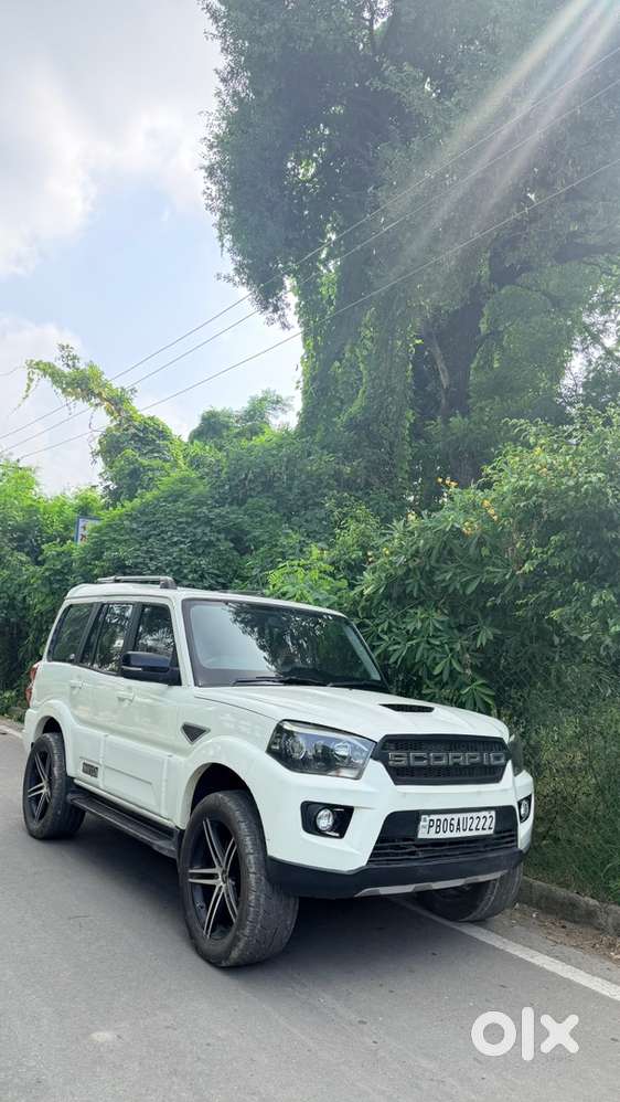 Mahindra Scorpio Classic 2019