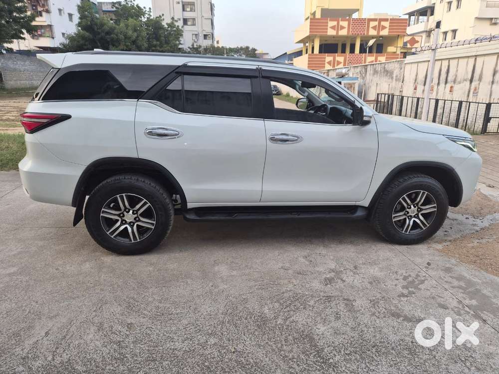 Toyota Fortuner 4x2 At 2.8 Diesel, 2022, Diesel