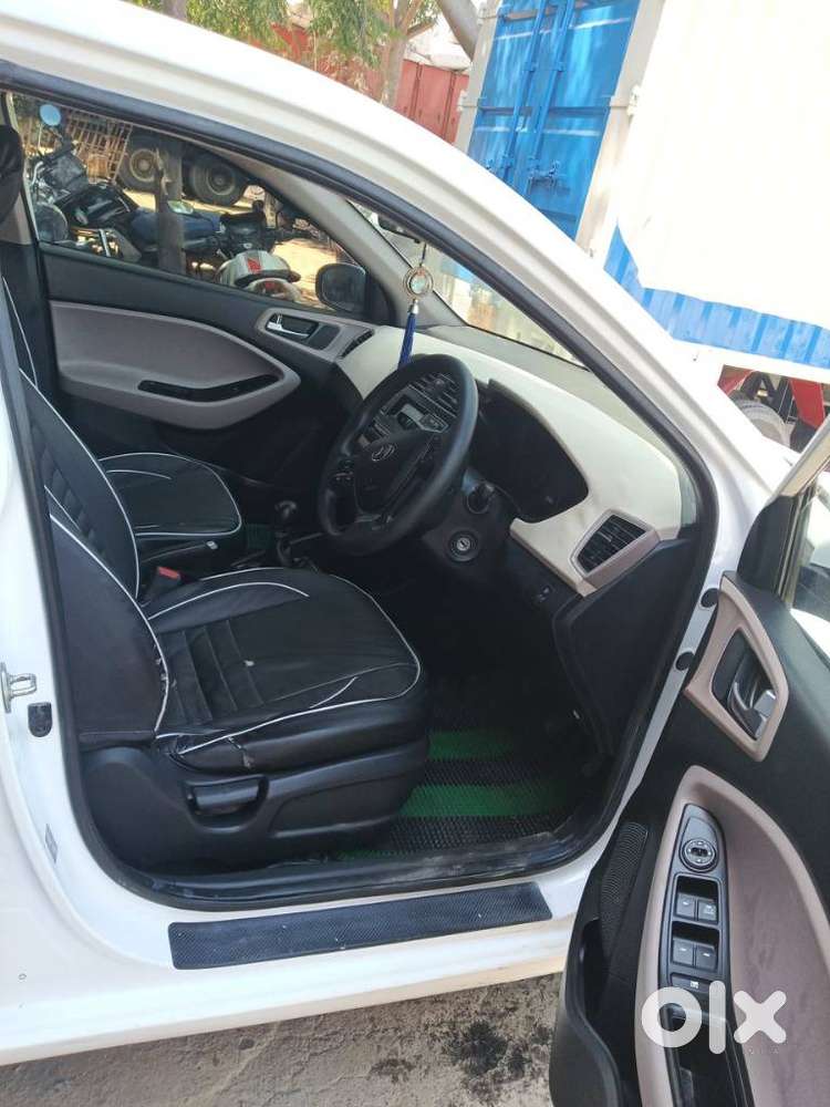 Hyundai I20 Sportz 1.2 Bs-iv, 2019, Petrol