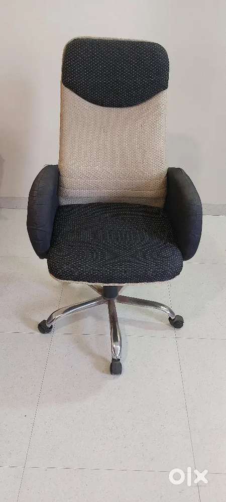 MAHARAJA OFFICE CHAIR