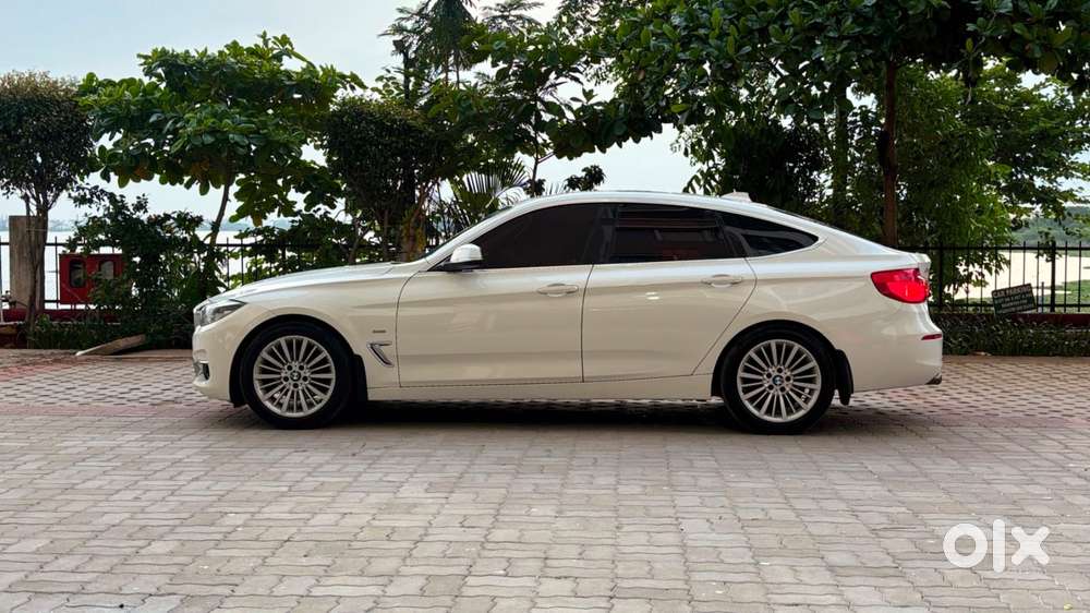 Bmw 3 Series Gt 320d Luxury Line, 2017, Diesel
