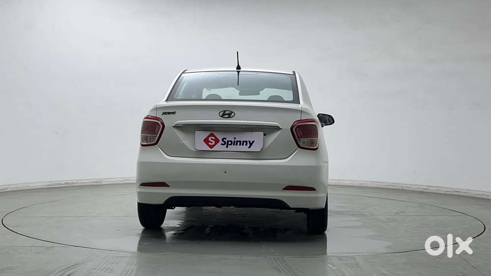Hyundai Xcent Base 1.2, 2015, Petrol
