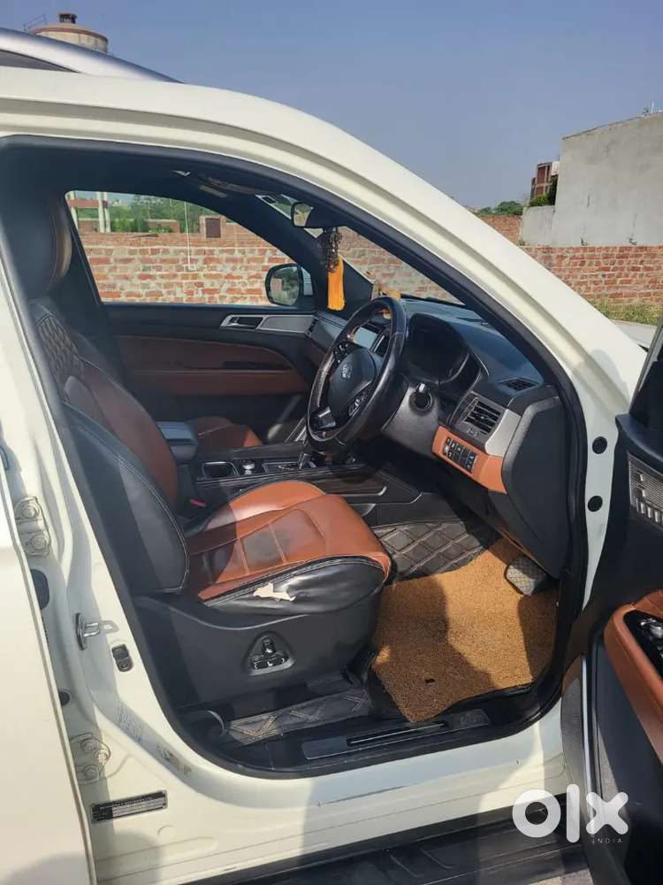 Mahindra Alturas G4 2019 Diesel