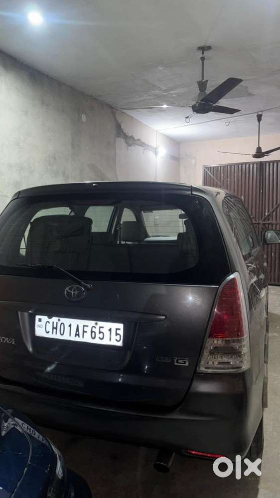 Toyota Innova 2010 Diesel Well Maintained