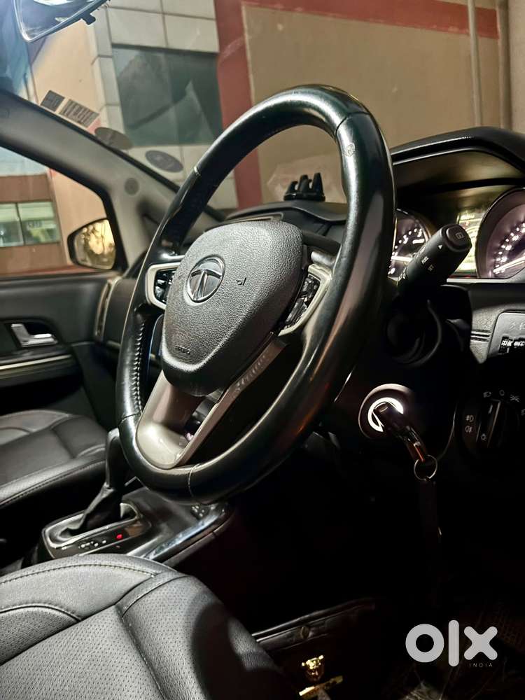 Tata Hexa 2.2 Xta 4x2 7 Str, 2018, Diesel