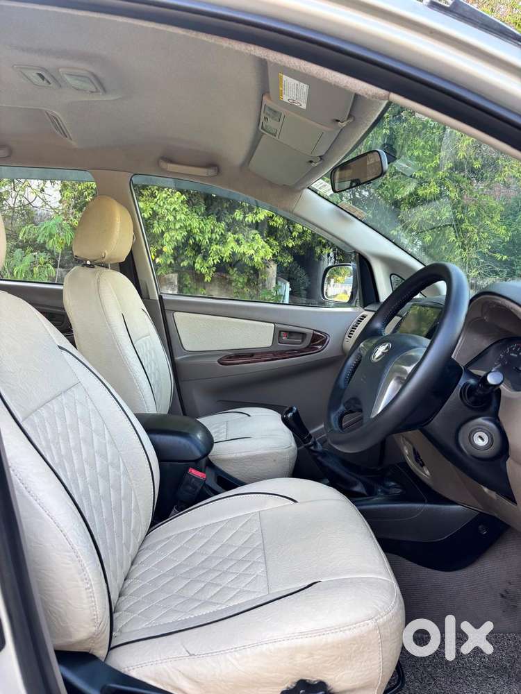 Toyota Innova 2.5 G (diesel) 7 Seater, 2016, Diesel