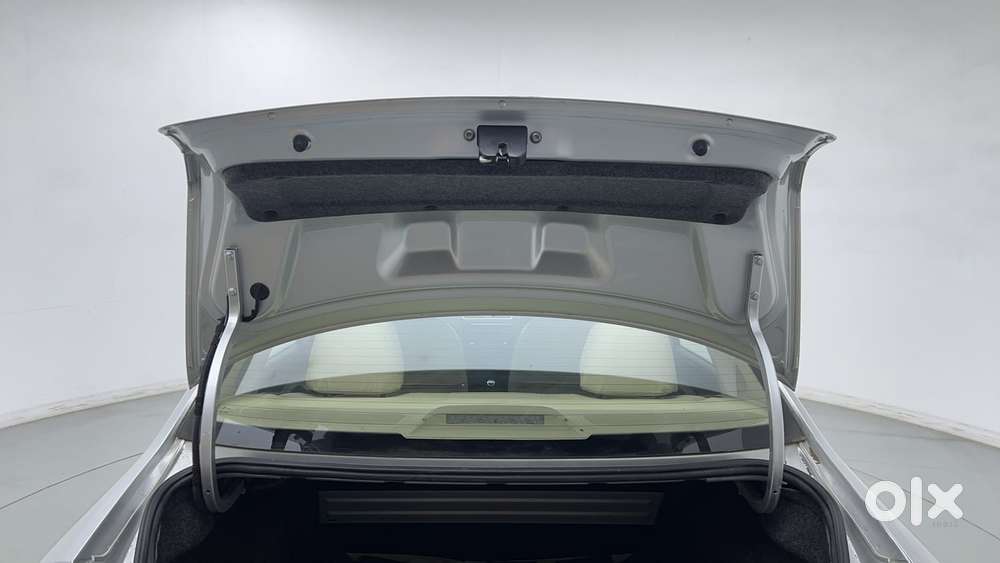 Skoda Rapid 2011-2013 1.6 Mpi Ambition, 2017, Petrol