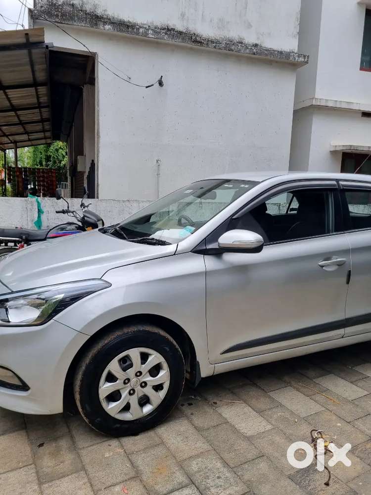 Hyundai Elite I20 2015 Petrol 140000 Km Driven