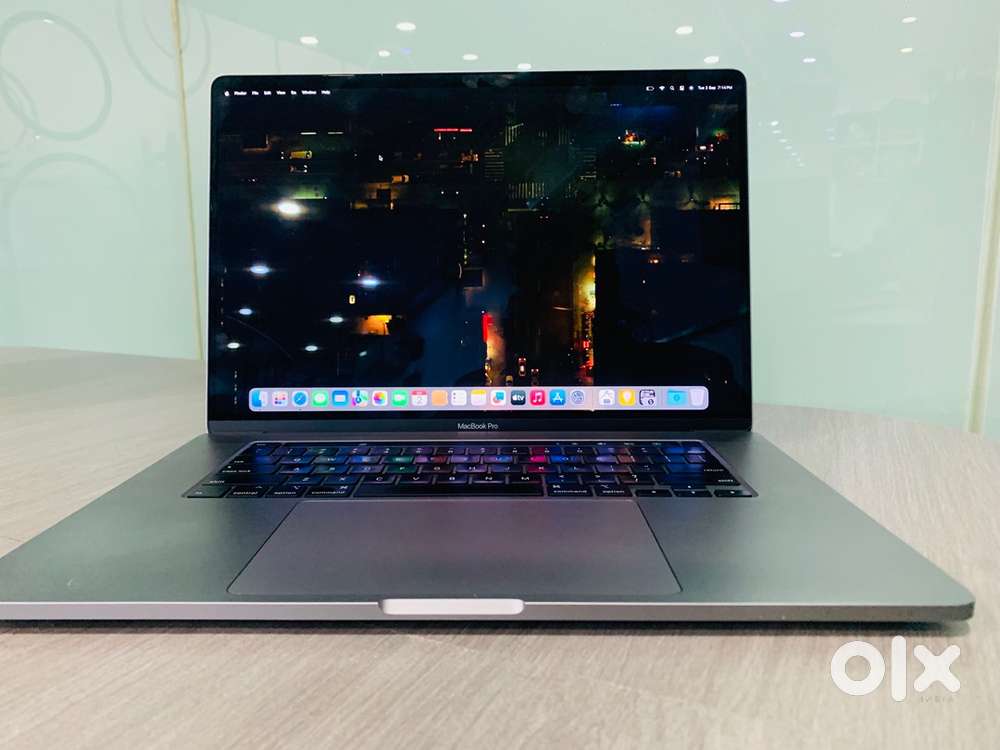 MacBook Pro (16インチ, 2019)【32GB・512GB】 2019 Apple MacBook Pro 16-inch Intel i7 2.6 GHz 6-core 32GB