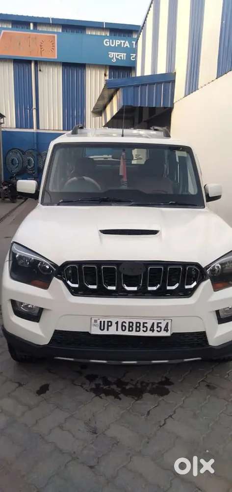 Mahindra Scorpio 2015