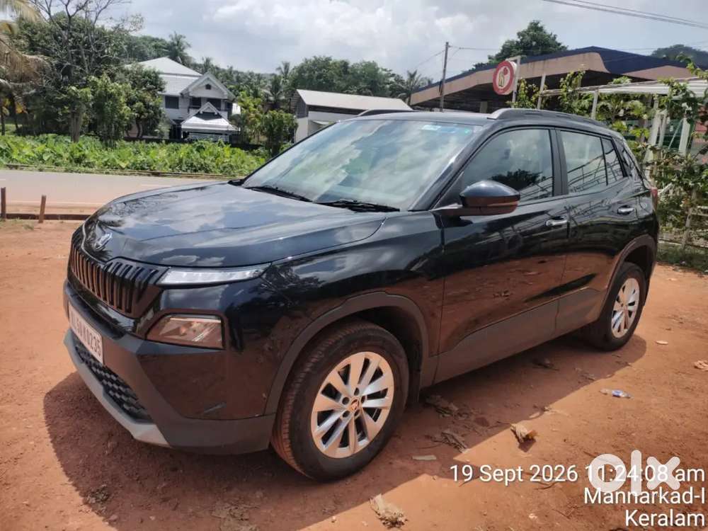 Skoda Kylaq Signature Plus Petrol Automatic 2025