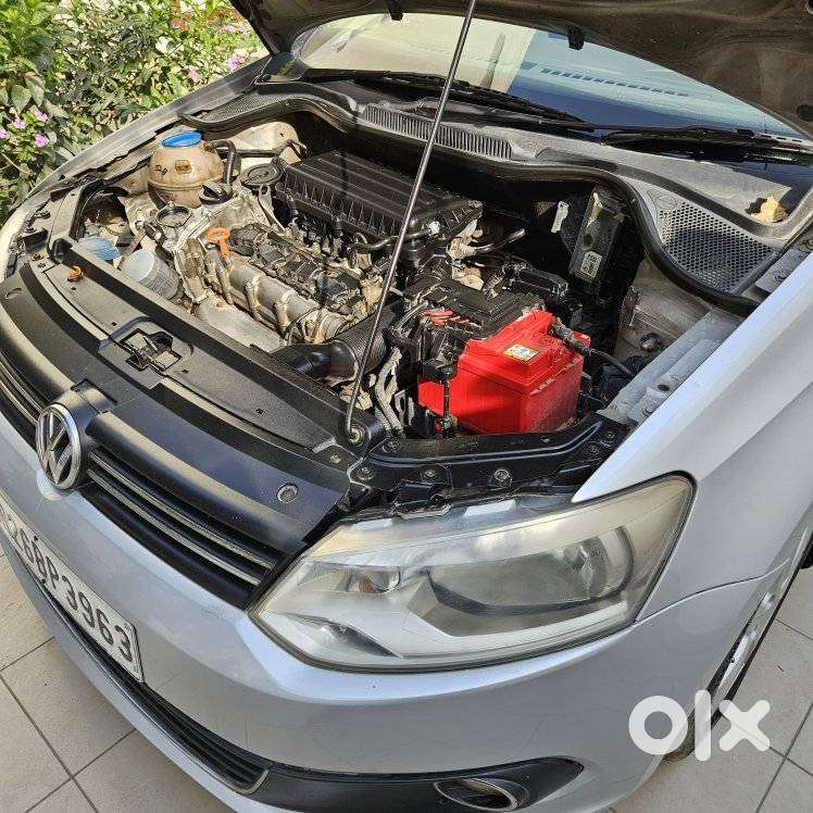Volkswagen Vento Celeste 1.6 Highline, 2011, Petrol