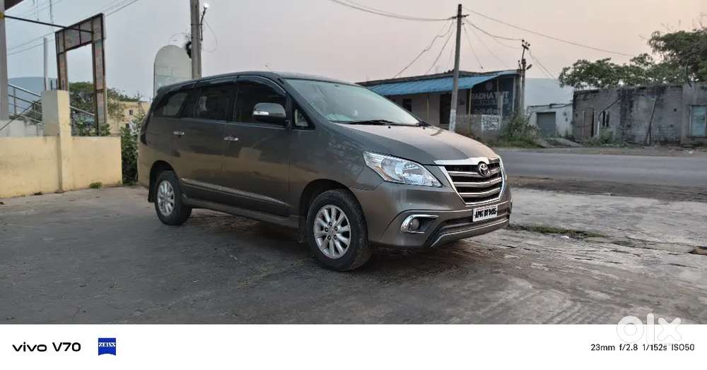 Toyota Innova 2013 Diesel 248555 Km Driven