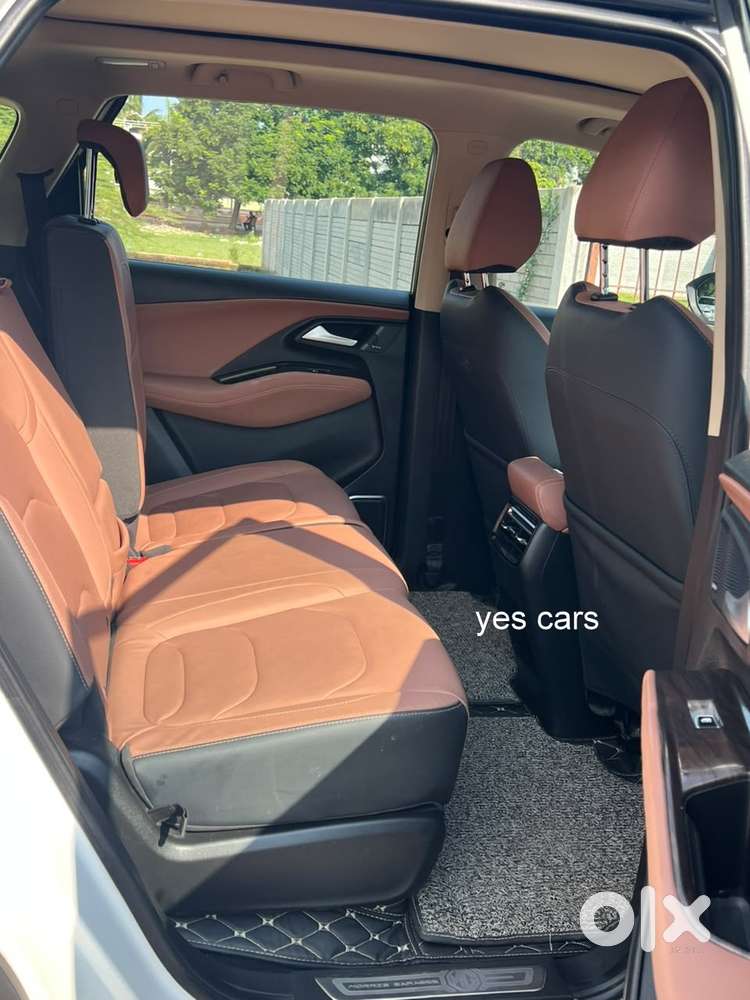 Mg Hector Plus Savvy Pro 1.5 Turbo Petrol Cvt 7 Str, 2023, Petrol
