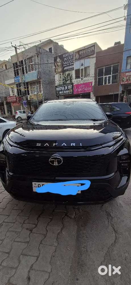 Tata Safari 2025 Diesel 18000 Km Driven