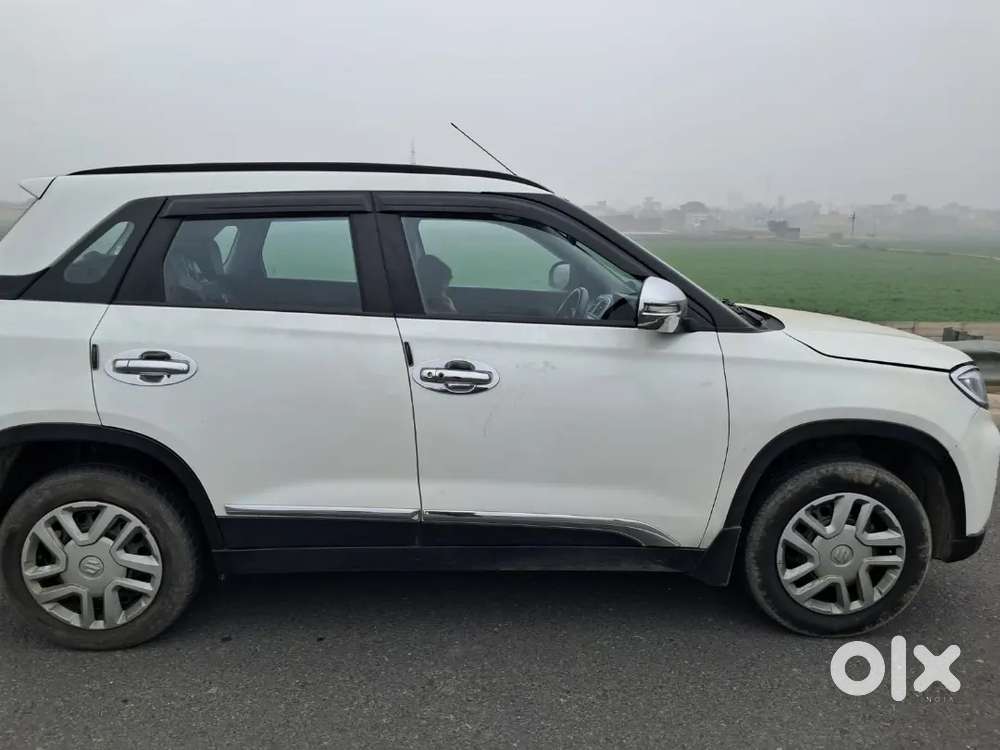 Maruti Suzuki Brezza Vxi 2022