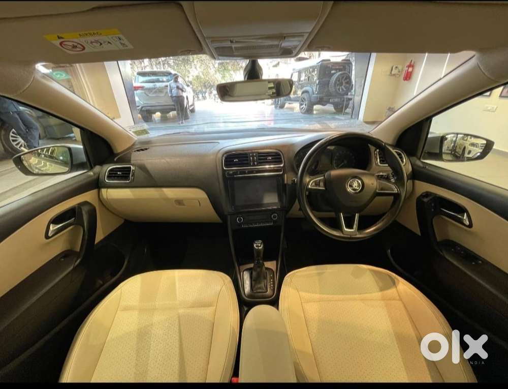 Skoda Rapid 1.0 Style At, 2020, Petrol
