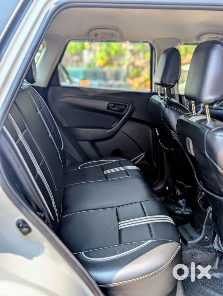 Maruti Suzuki Brezza 1.5 Vxi Smart Hybrid, 2022, Petrol