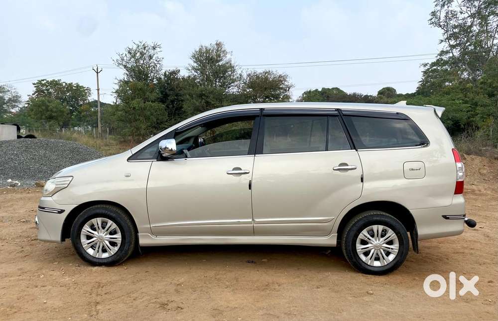 Toyota Innova 2.5 G (diesel) 7 Seater, 2015, Diesel