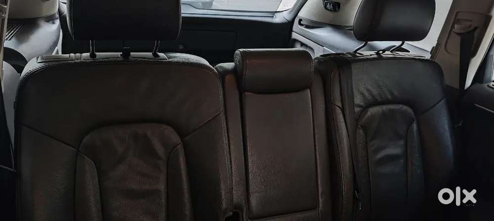 Audi Q7 (mint Condition)