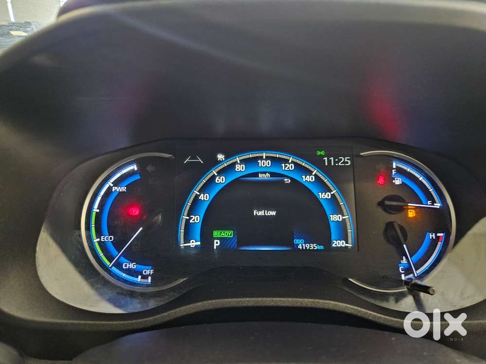 Toyota Innova Hycross 2.0 Zx (o) Hybrid 7 Str, 2024, Petrol