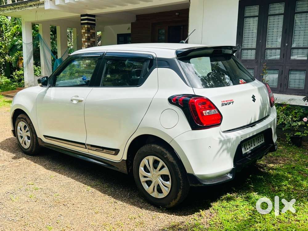 2023 December Maruti Swift Vxi Petrol Single Owner Just 13000 Km Only