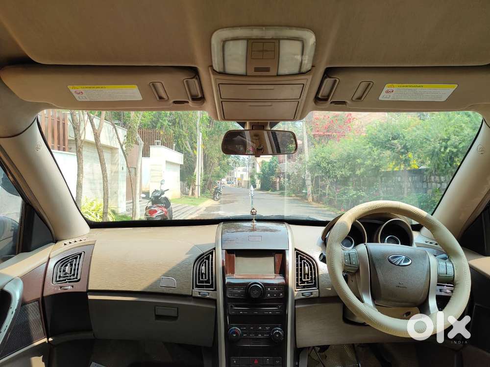 Mahindra Xuv500 W8, 2013