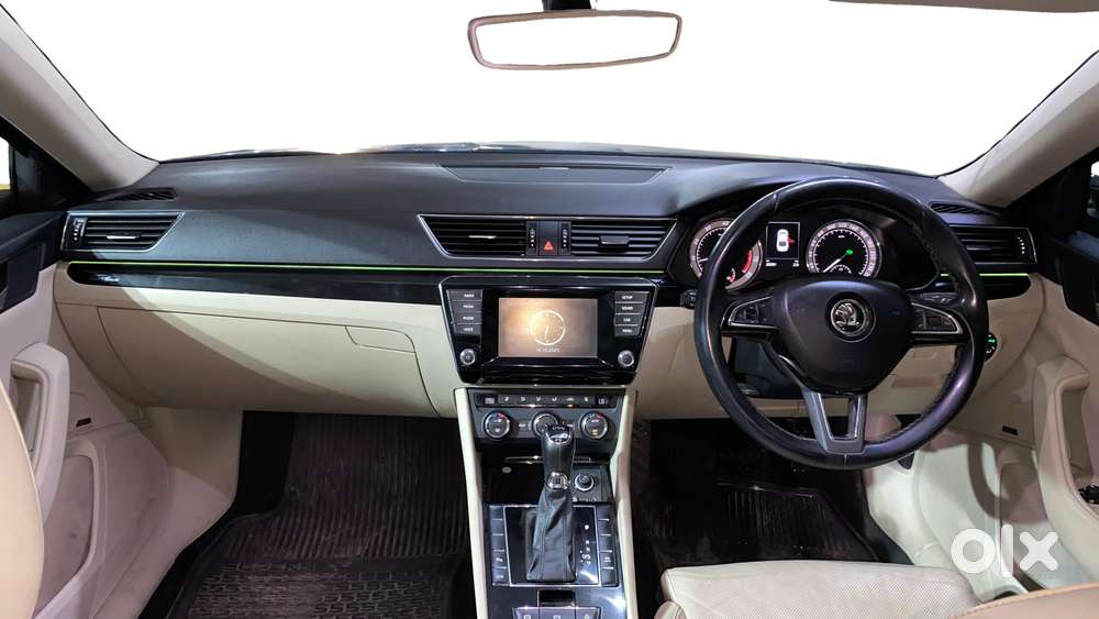 Skoda Superb Lk 1.8 Tsi At, 2016, Petrol