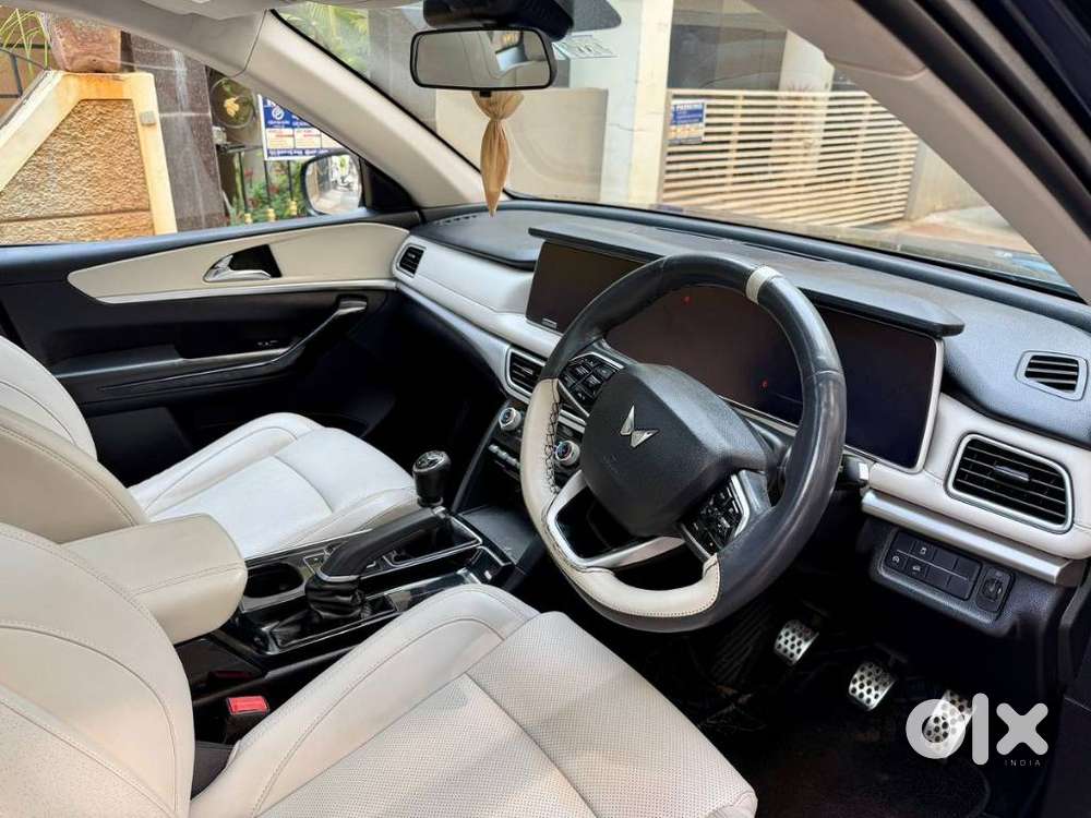 Mahindra Xuv700, 2022, Diesel