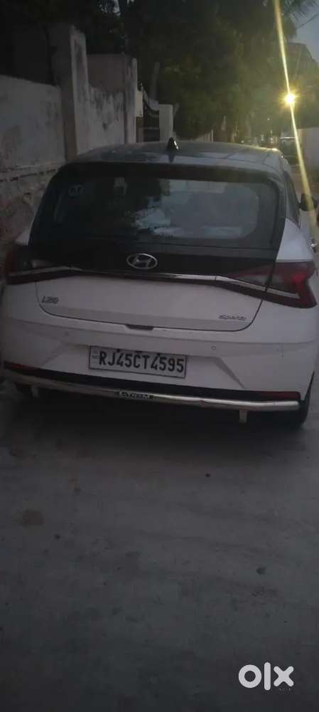 Hyundai I20 2022 Petrol 33500 Km Driven