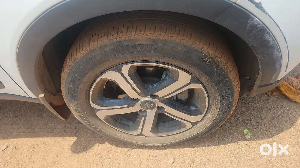 Nexon Ev Luxury Model Battery In Warranty