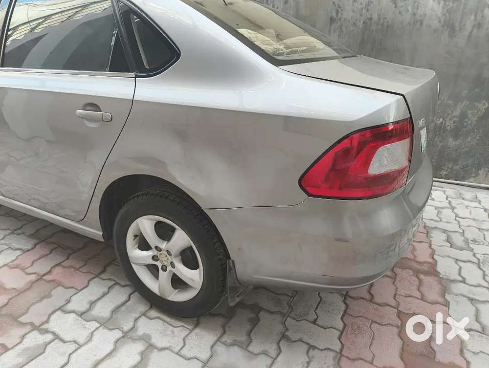 Skoda Rapid 2012 Petrol With Manual Transmission