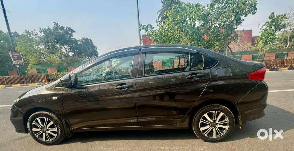 Honda City 2022 Petrol Well Maintained