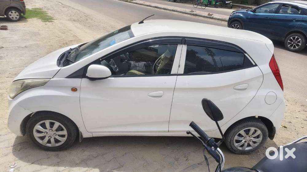 Hyundai Eon Sportz, 2012, Petrol