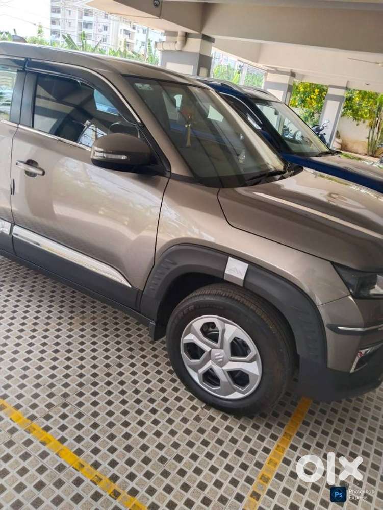 Maruti Suzuki Brezza Lxi S-cng, 2024, Cng & Hybrids
