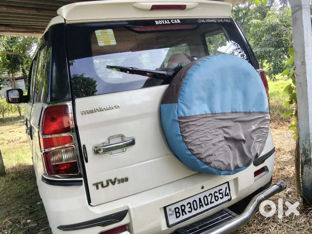 Mahindra Tuv 300 2017