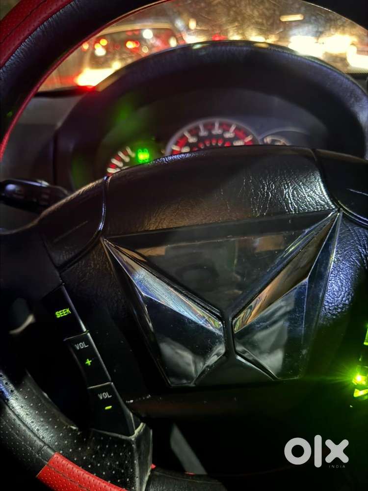 Mahindra Scorpio 2011 Top Model