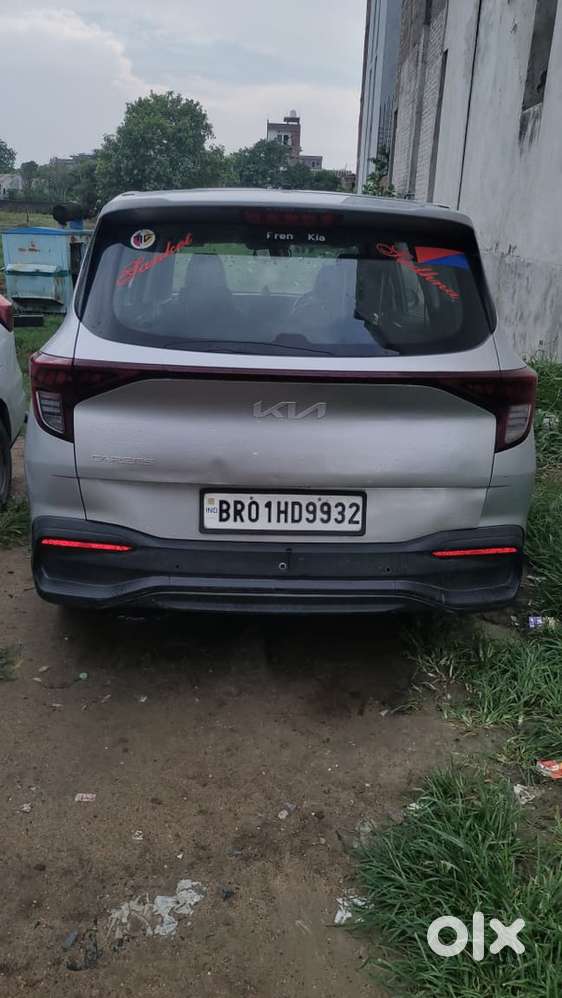 Kia Carens Petrol Well Maintained
