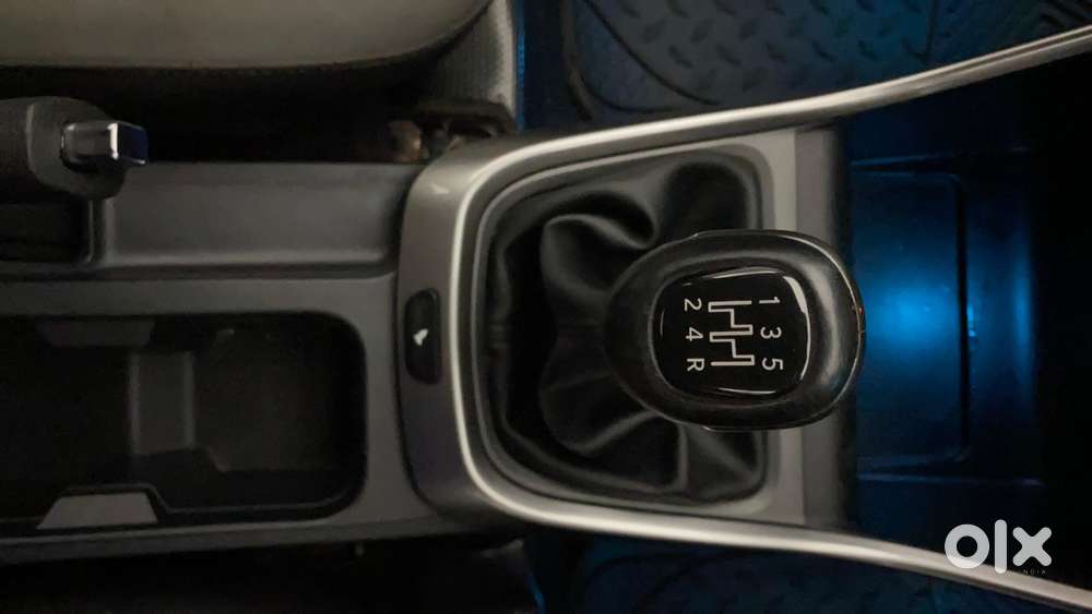 Tata Altroz Xz, 2020, Petrol