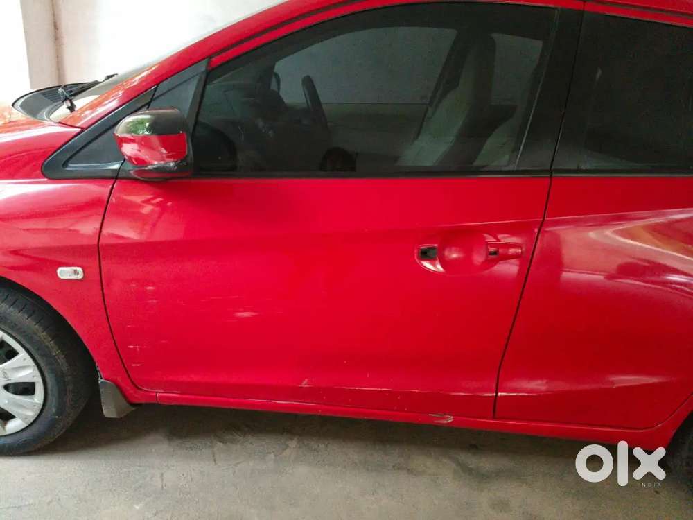 Honda Brio 2015 Petrol Well Maintained
