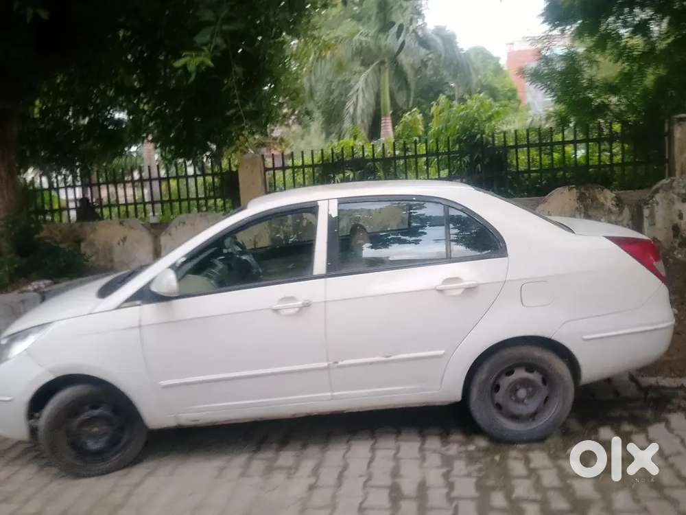 Tata Manza Club Safire90 2010