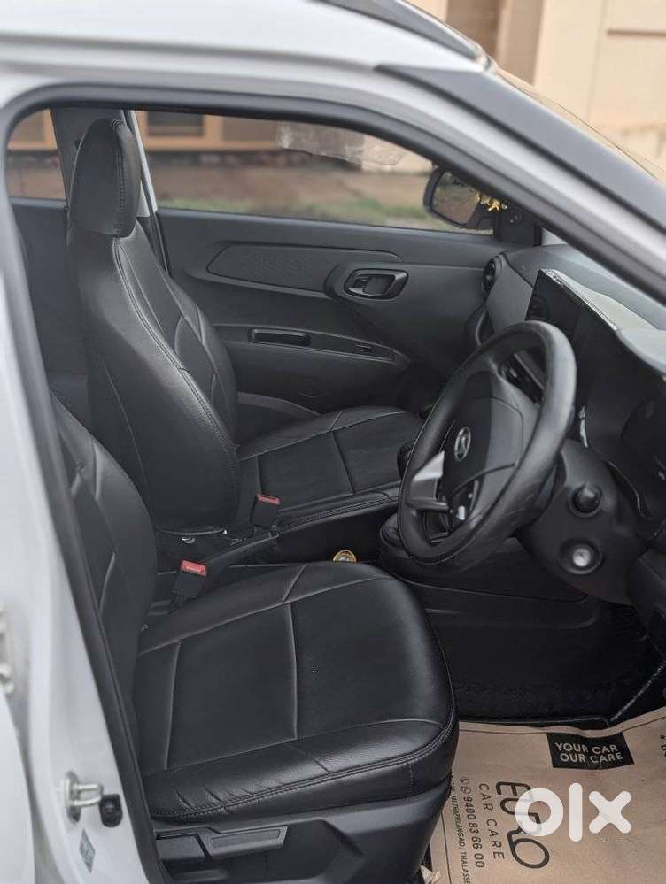 Tata Altroz 1.2 Xe, 2020, Petrol