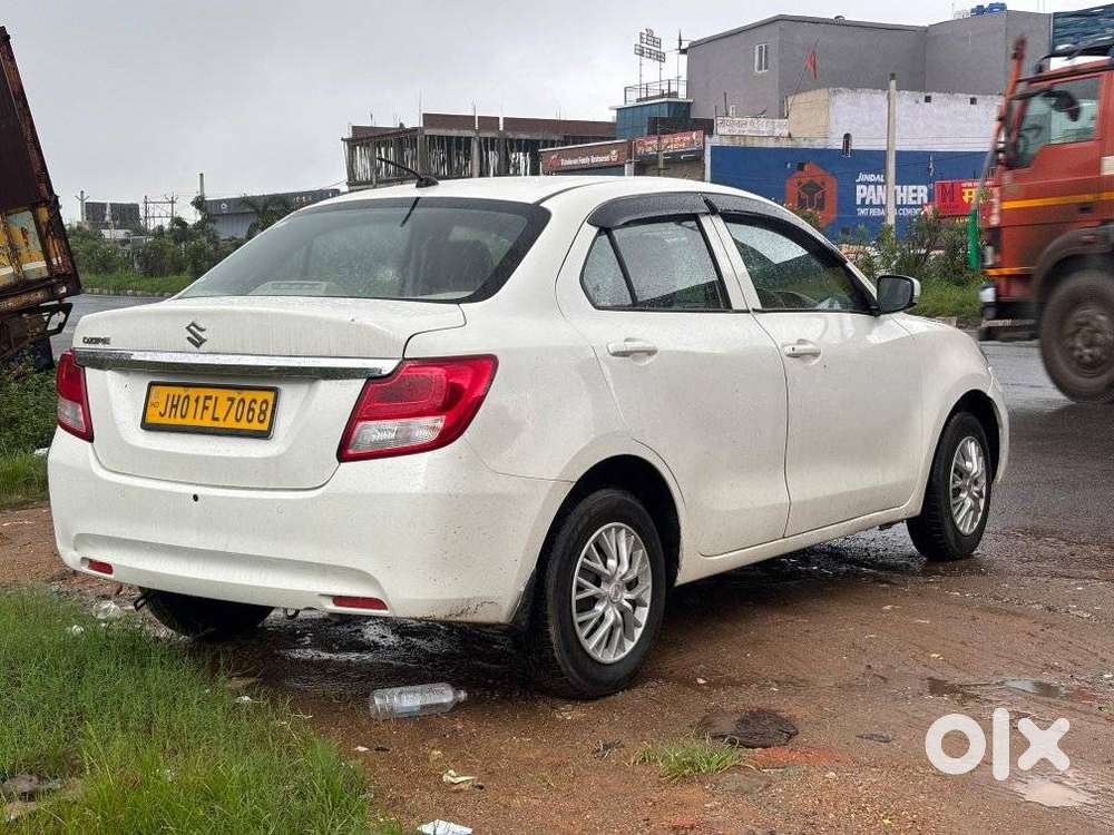 Maruti Suzuki Dzire 1.2 Vxi Cng, 2024, Cng & Hybrids