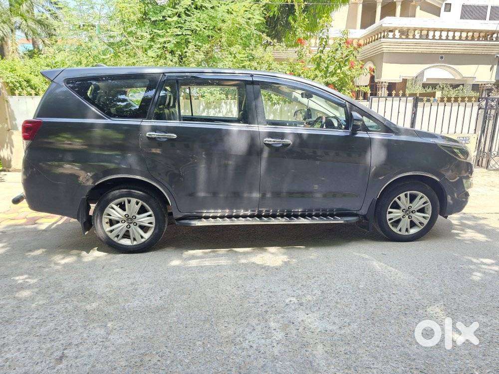 Toyota Innova Crysta 2.5z, 2016, Diesel