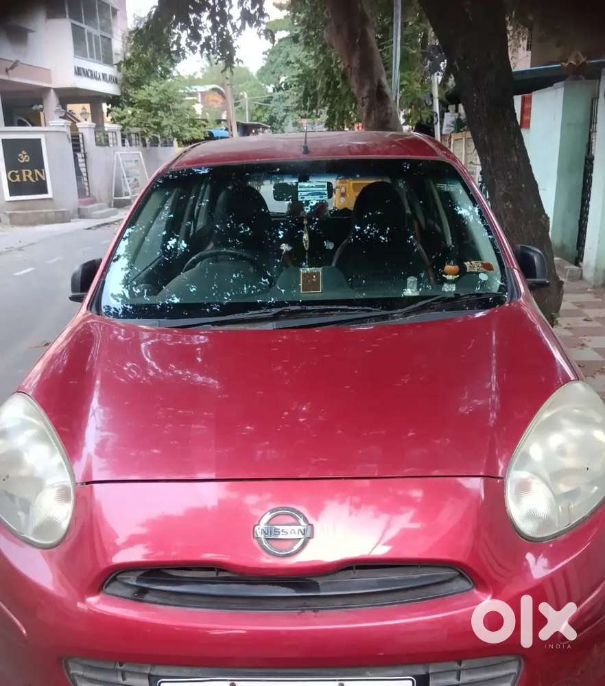 Nissan Micra Xe Petrol 2011