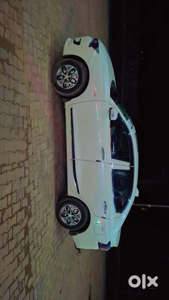 Maruti Suzuki Dzire Lxi 2025